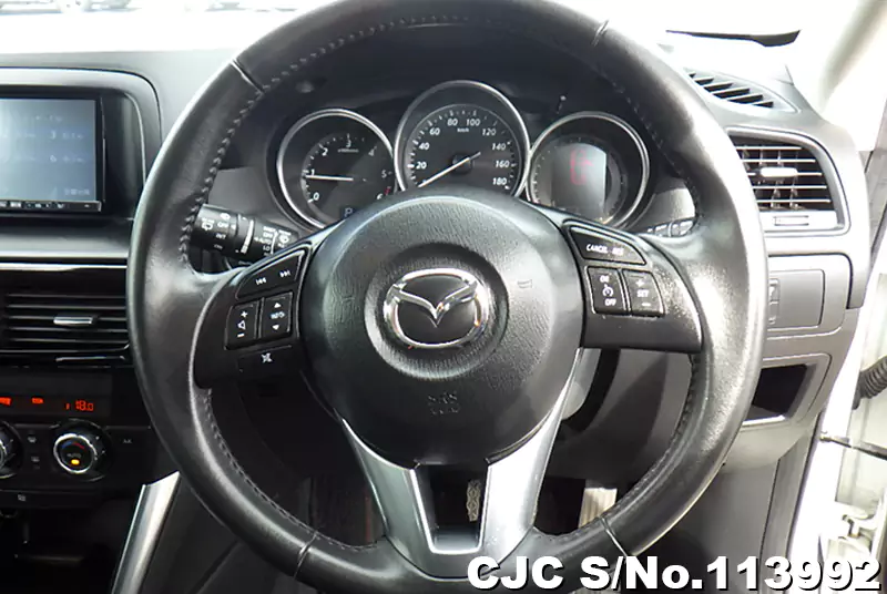 Mazda CX-5 in Pearl for Sale Image 14