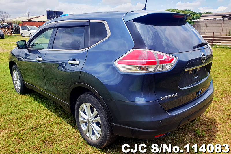 Nissan X-Trail in Blue for Sale Image 1