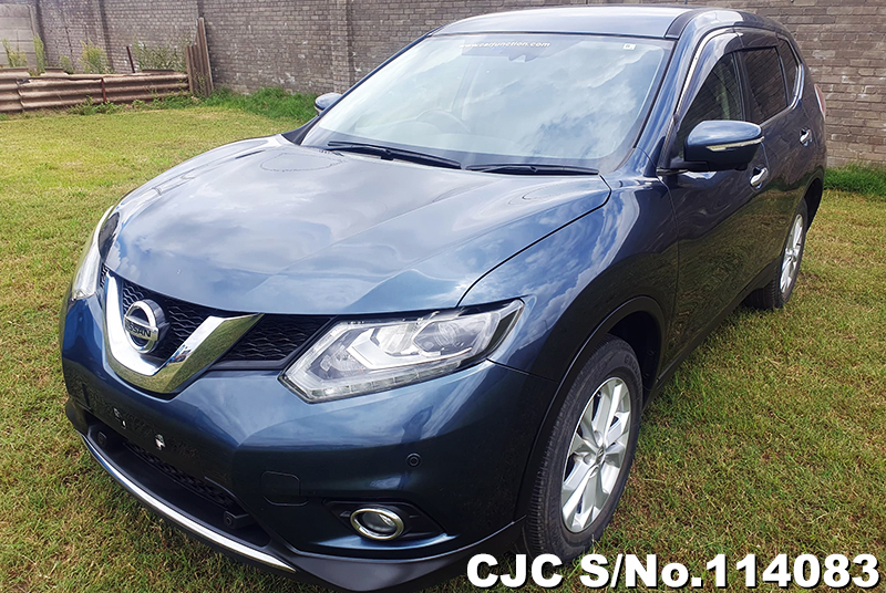 Nissan X-Trail in Blue for Sale Image 3