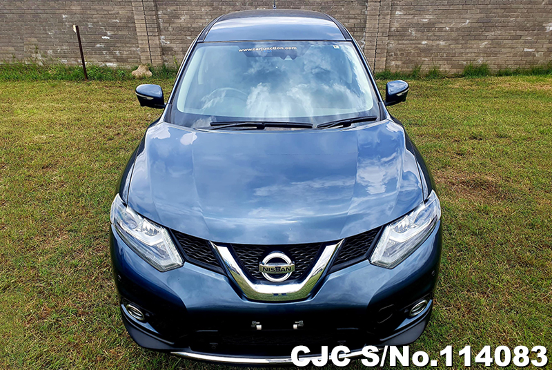 Nissan X-Trail in Blue for Sale Image 4