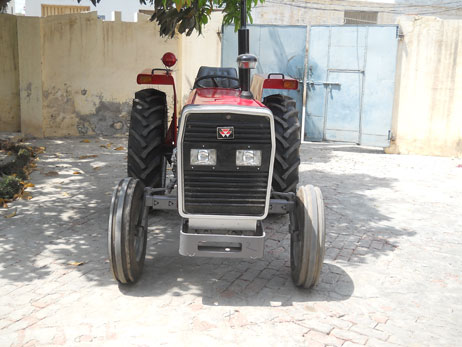 Massey Ferguson MF-240 tractor for Sale Image 13