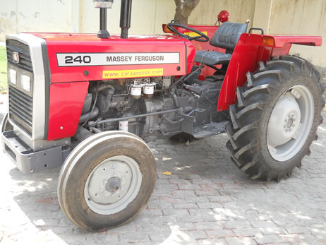 Massey Ferguson MF-240 tractor for Sale Image 14