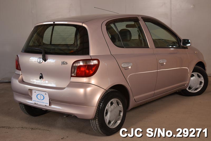 Toyota Vitz Pink