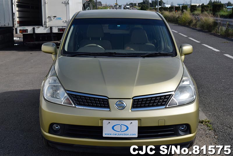 Nissan Tiida in Yellow for Sale Image 4