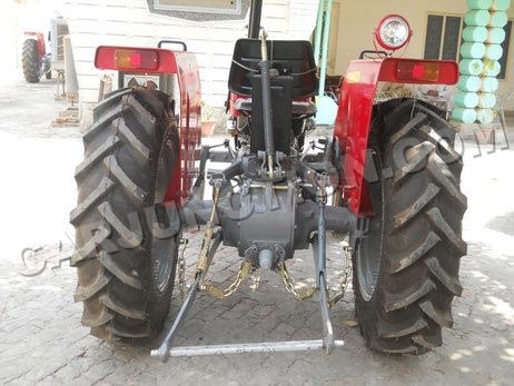 Massey Ferguson MF-240 tractor for Sale Image 2