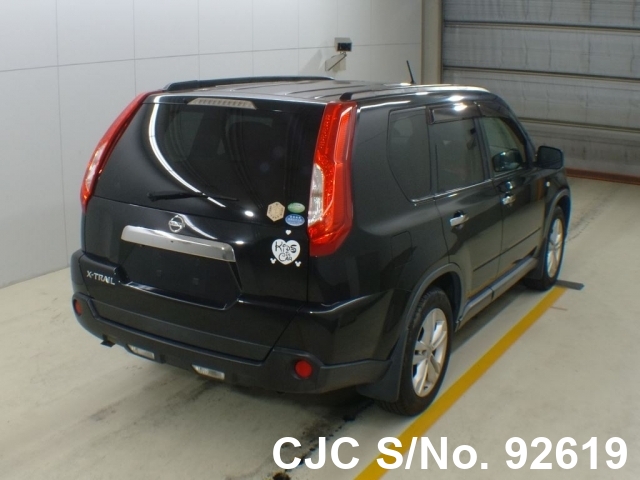 Nissan X-Trail in Black for Sale Image 2