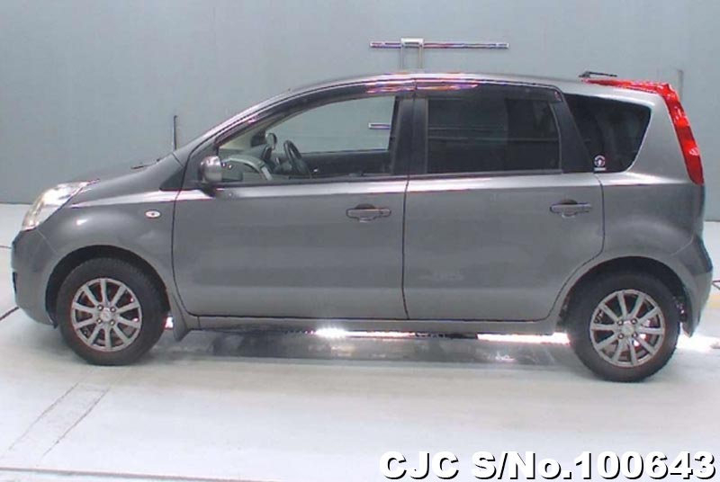 Nissan Note in Gray for Sale Image 5