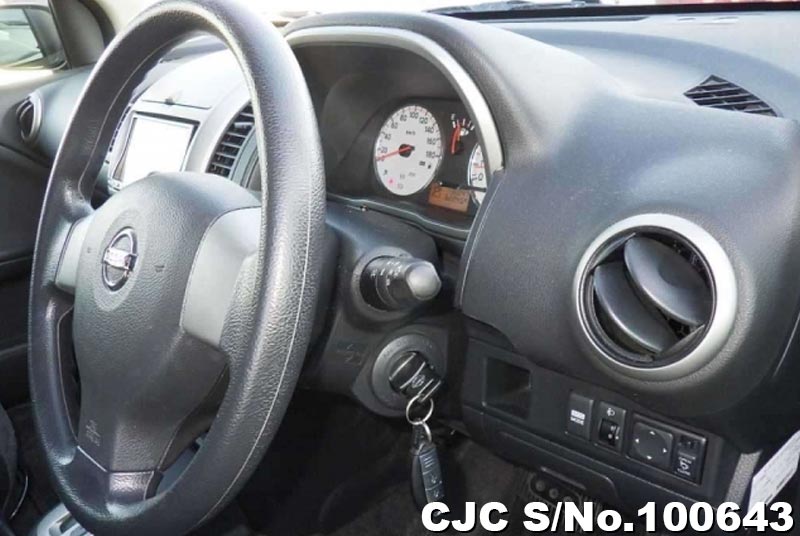 Nissan Note in Gray for Sale Image 6