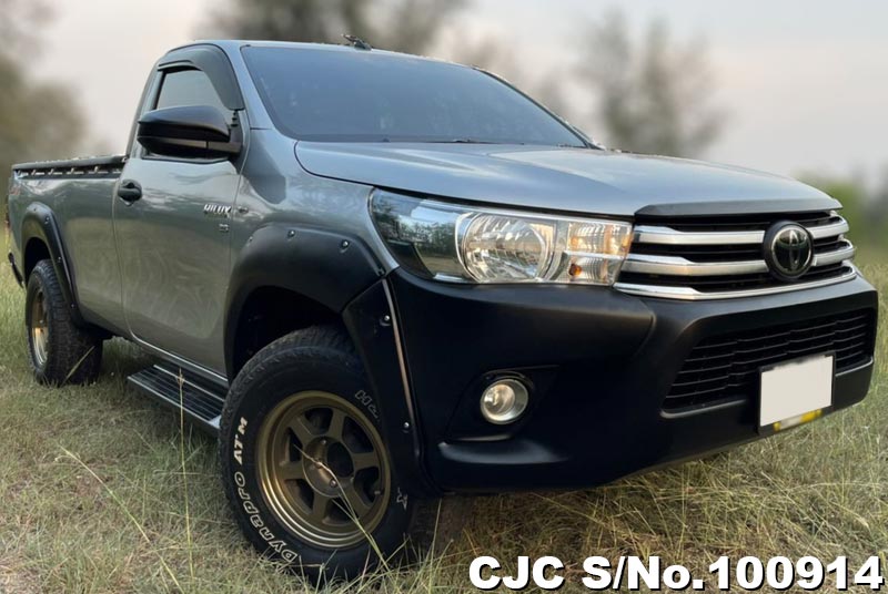 Toyota Hilux in Silver for Sale